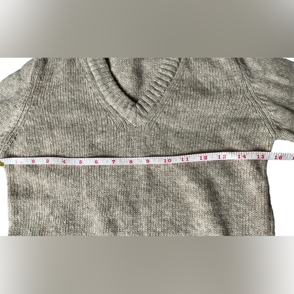 🌲Knockabouts by Pendleton Women’s wool v-neck sweater size 34 - Picture 4 of 7